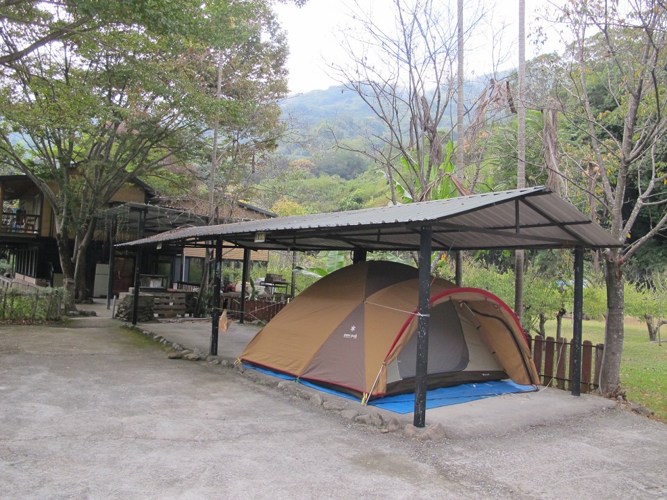 露營-遮雨棚